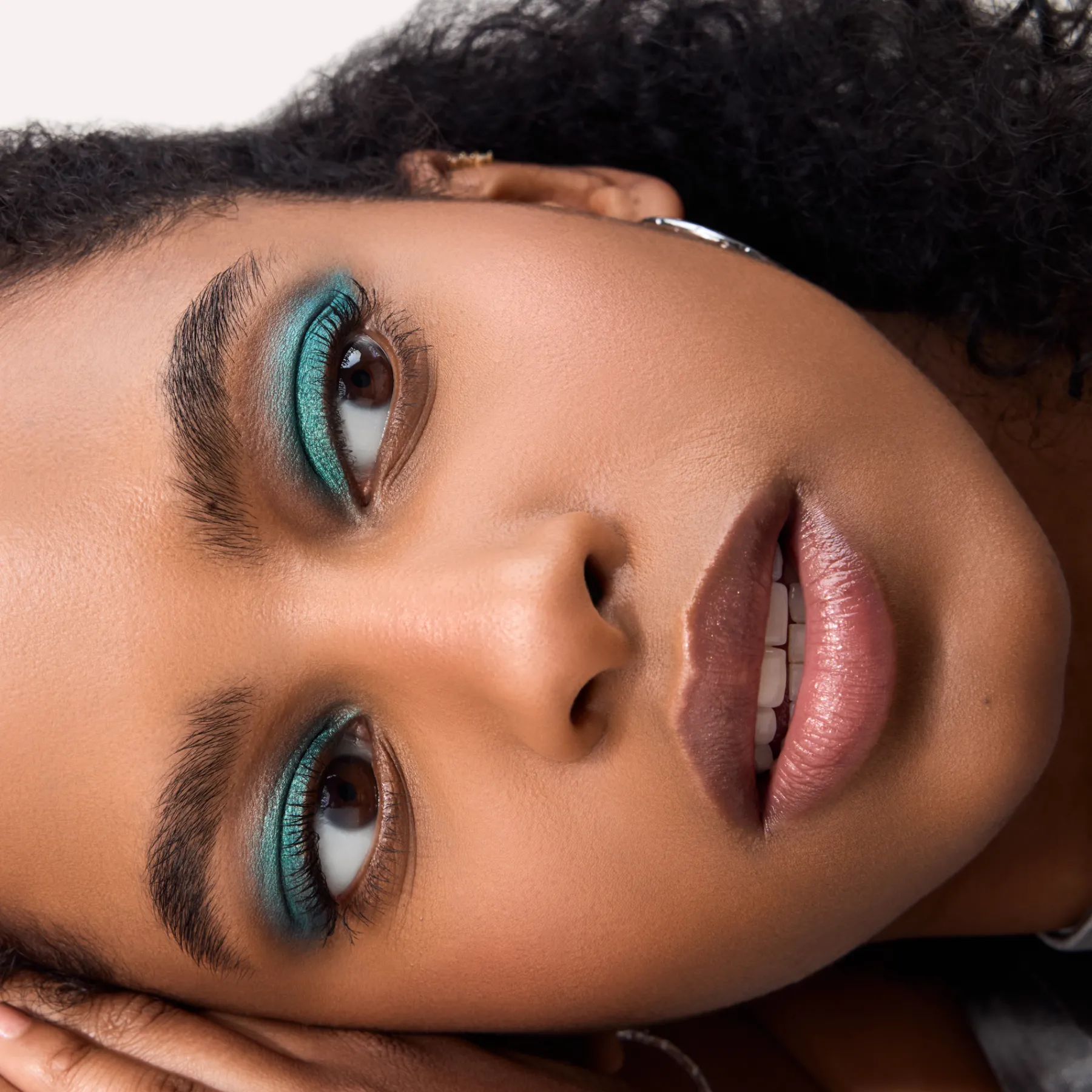 Art Couleurs Eyeshadow 430 Pacific Teal Lidschatten|Vegane Lidschatten