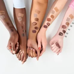 Baby Got Bronze Bronzing Stick 40 Hazelnut Hug Bronzer