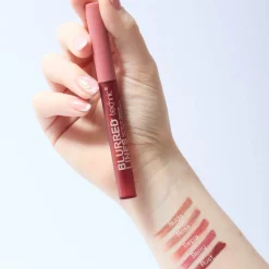 Blurred Line Matte Lip Crayon Berry Lippen Konturenstift