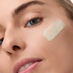 Hot CC Skin Perfector 010 Green, Shift, Go! Foundation|Vegan Foundation