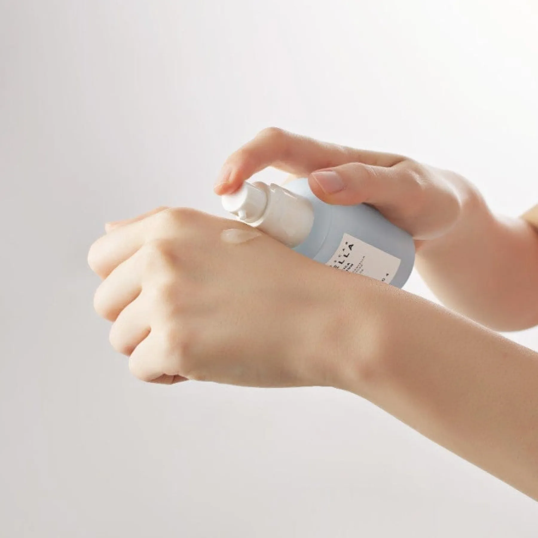 Hot Centella Hyalu-Cica Blue Serum 30 ml Hauptzutat|Vegan Pflege
