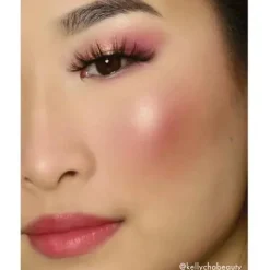 Hot Cheek Kiss Cream Blush Merlot Moment Rouge