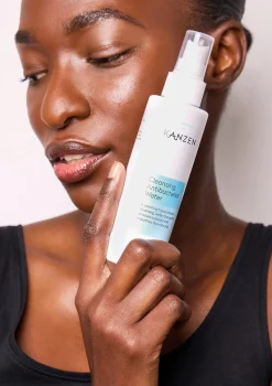Hot Cleansing Antibacterial Water 30 ml. Hauptzutat|Reinigungsmittel