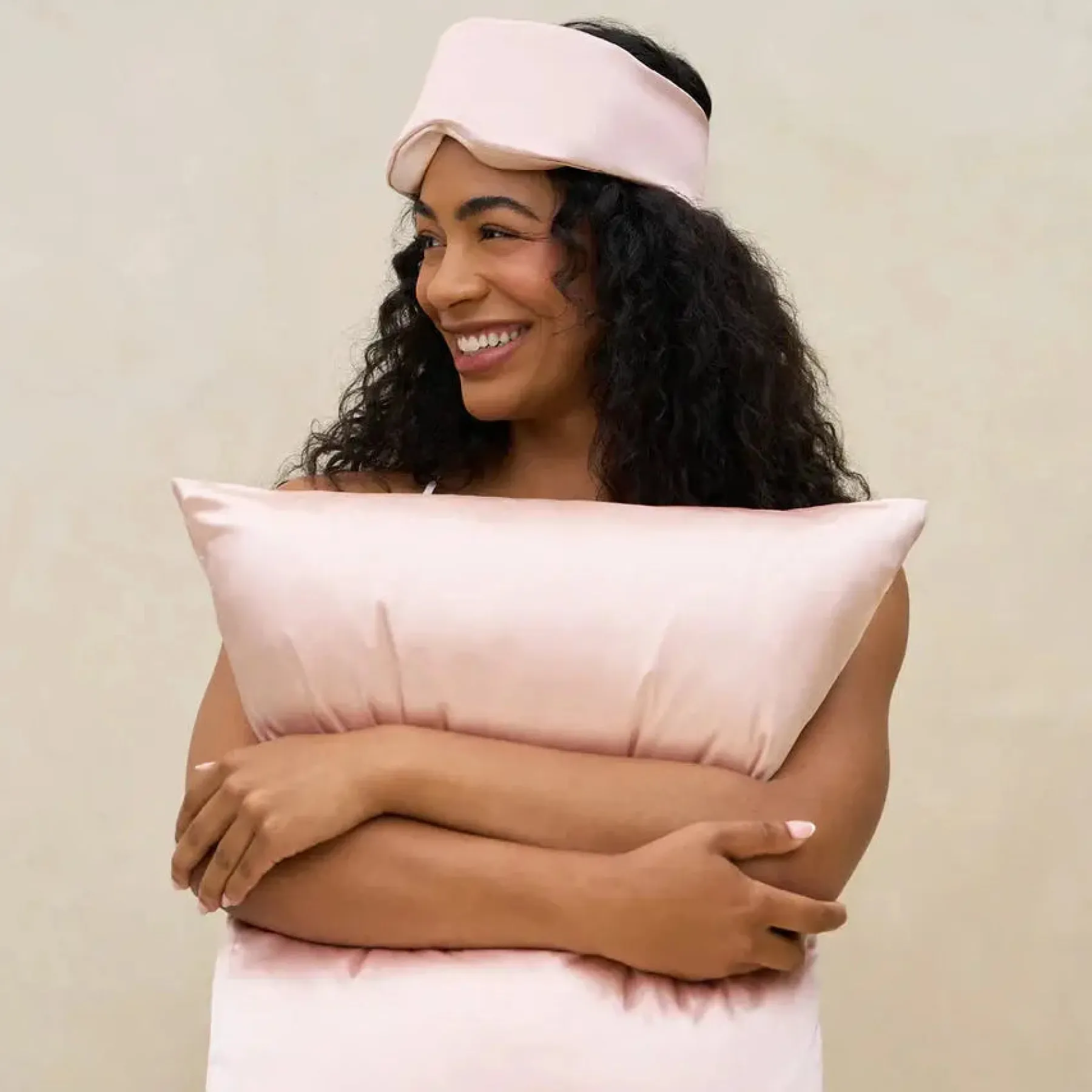 Best Contour Pillow Eye Mask Blush Schlafmasken