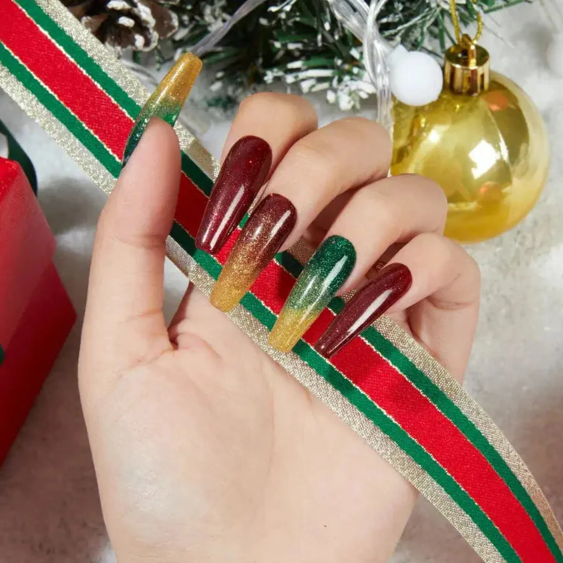 Dipping Powder Kiss Under Mistletoe 4. Dip Powder