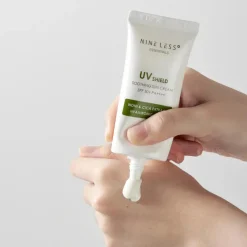 Essentials UV Shield Soothing Sun Cream SPF 50+ PA++++ Hauptzutat|Vegan Tanning
