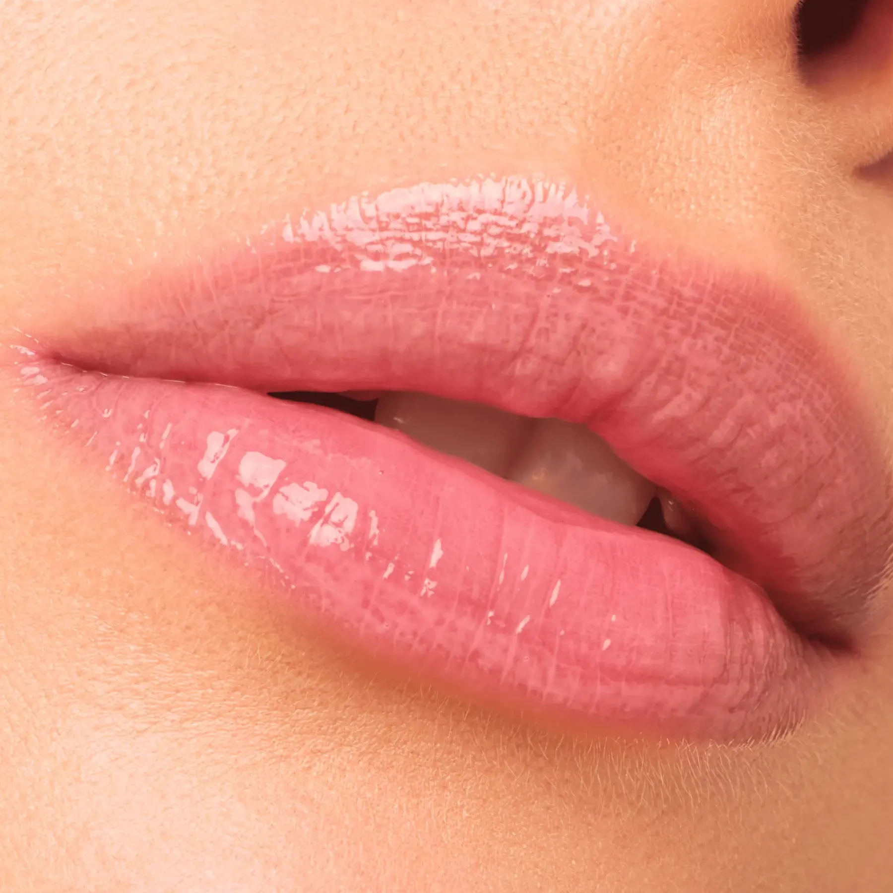 Hot Filler Supreme Lip Gloss 020 Fairytale Filter Lipgloss|Veganer Lip Plumper