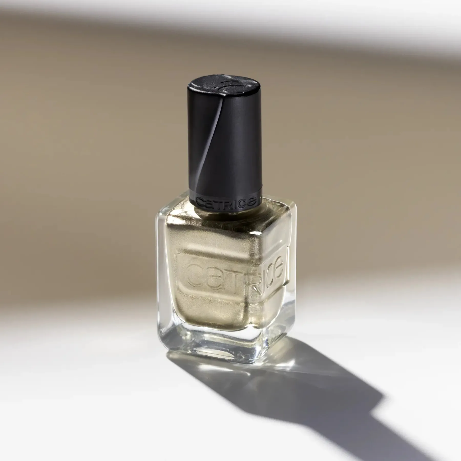 New Gel Affair Nail Lacquer 055 Olive Opulence 3. Nagellak