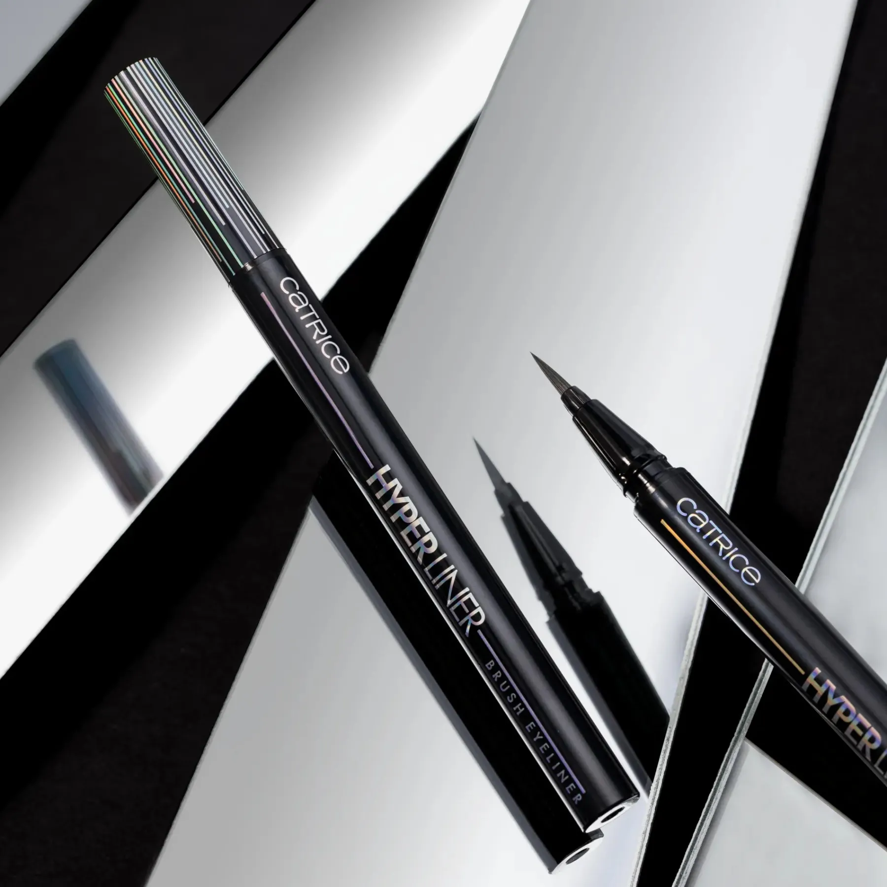 Outlet Hyper Liner Brush Eyeliner 010 Classic Black Vegan Eyeliner|Eyeliner