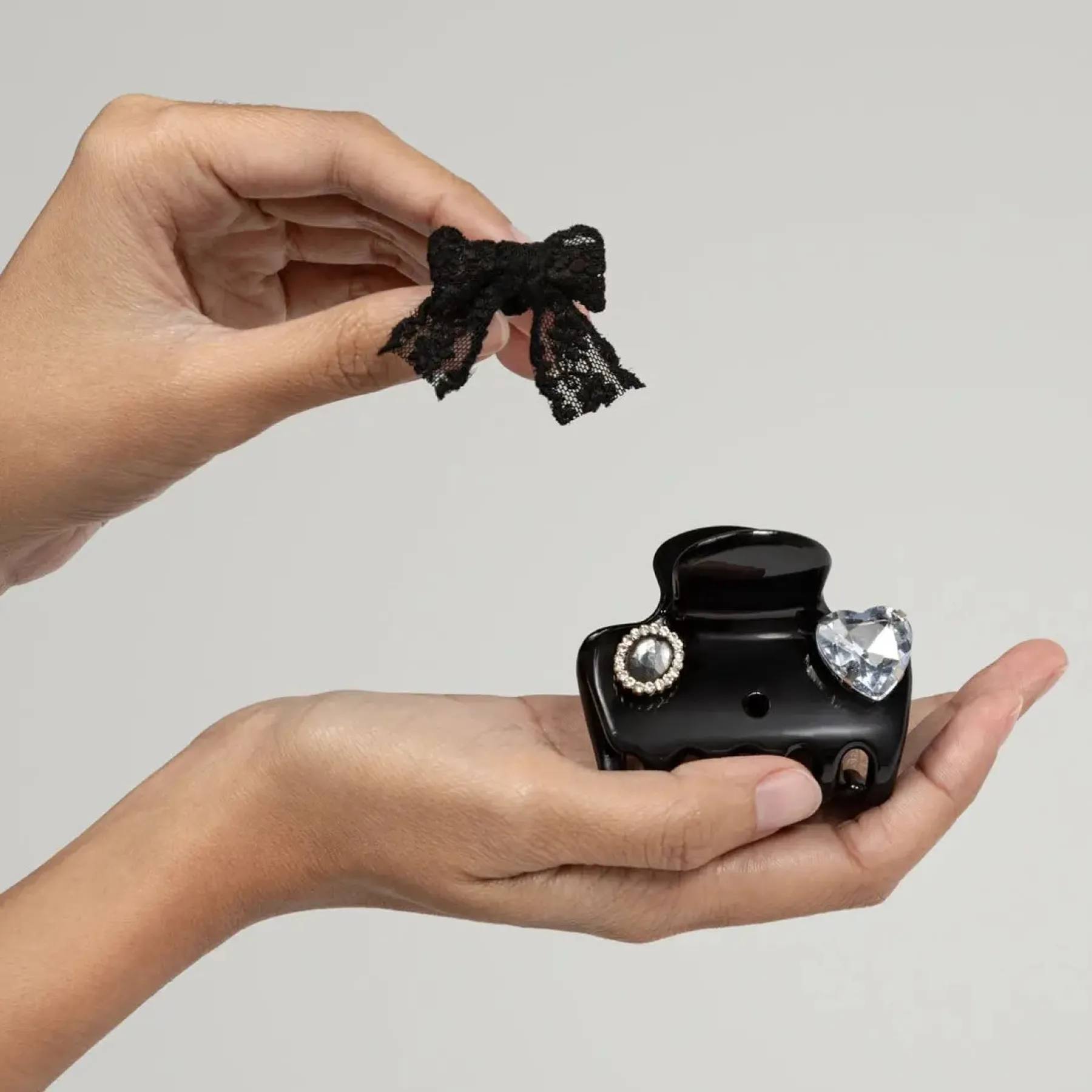 Best Pop Charms & Cloud Clip Set Vintage Black Haarpflege-Routinen & Sets|Haarspangen & -Clips