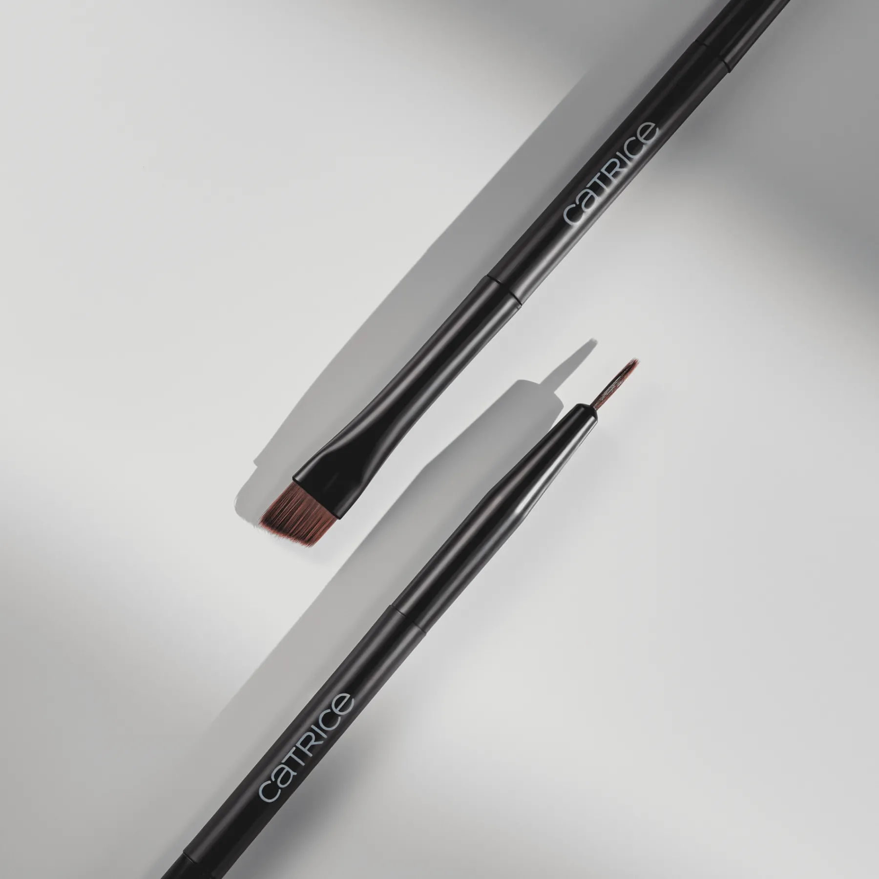 Magic Perfectors Eyeliner Brush Eyeliner Pinsel|Tön Mehr