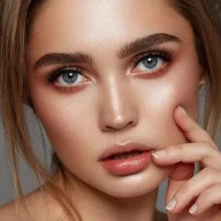New Magnetic Lashes Tempt Künstliche Wimpern