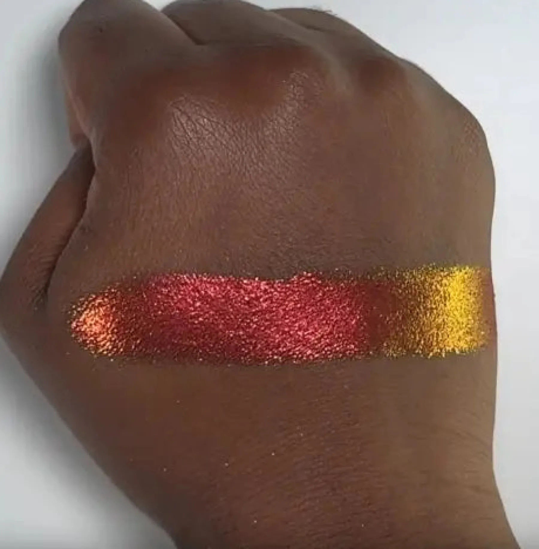 Magnetic™ Pressed Multichrome Shadow Aldebaran Lidschatten