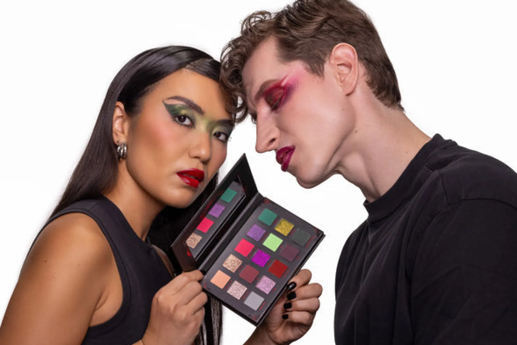 New Magnetic™ Pressed Powder Palette Serpentine Make-Up Puder