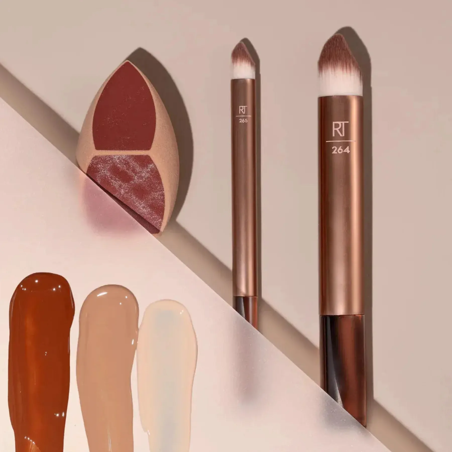 Hot Makeup Saver Sponge + Brush Trio Tön Mehr|Makeup Pinsel Sets