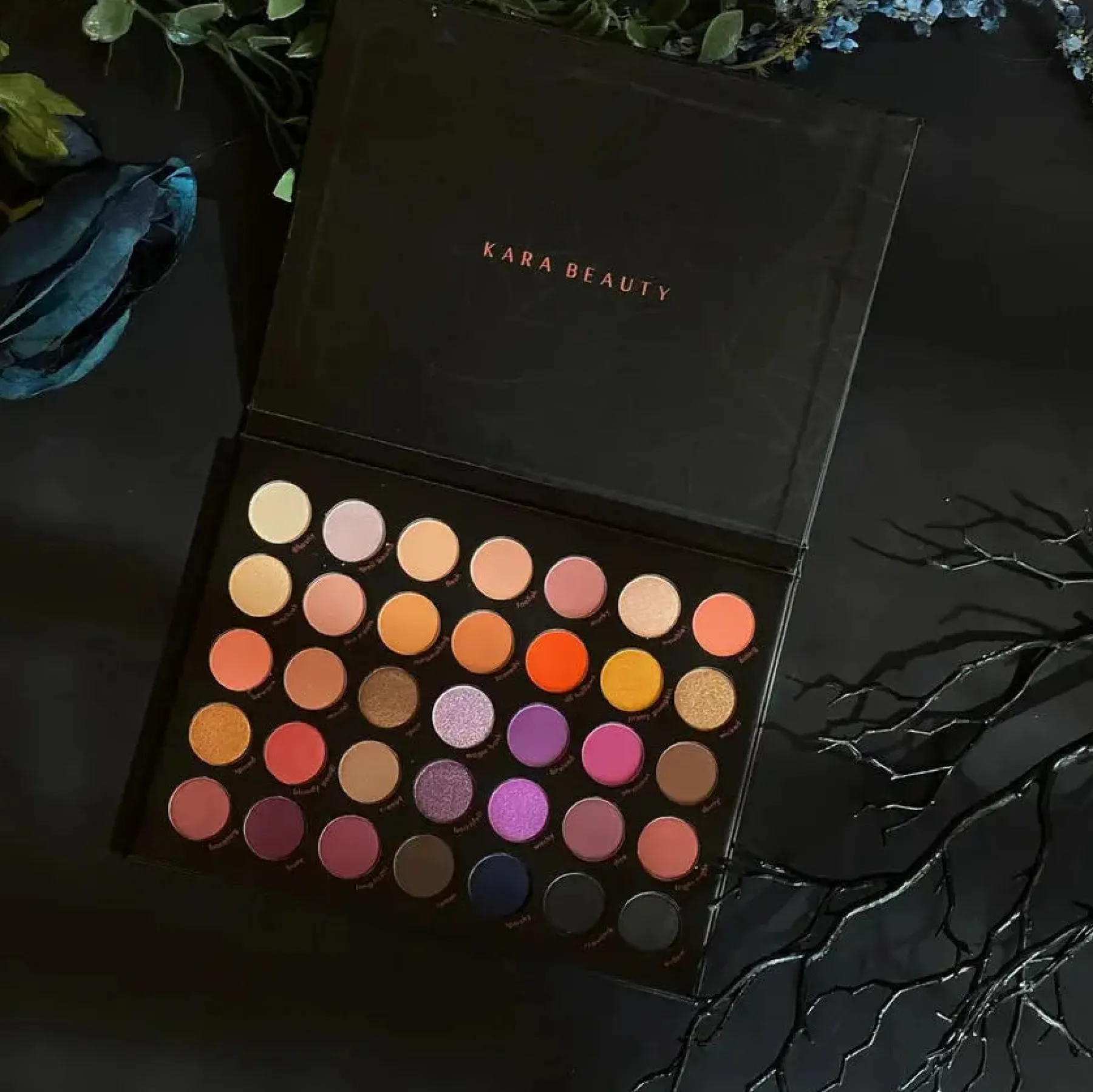 Outlet On the Haunt 35 Shades Palette Lidschatten|Vegane Lidschatten