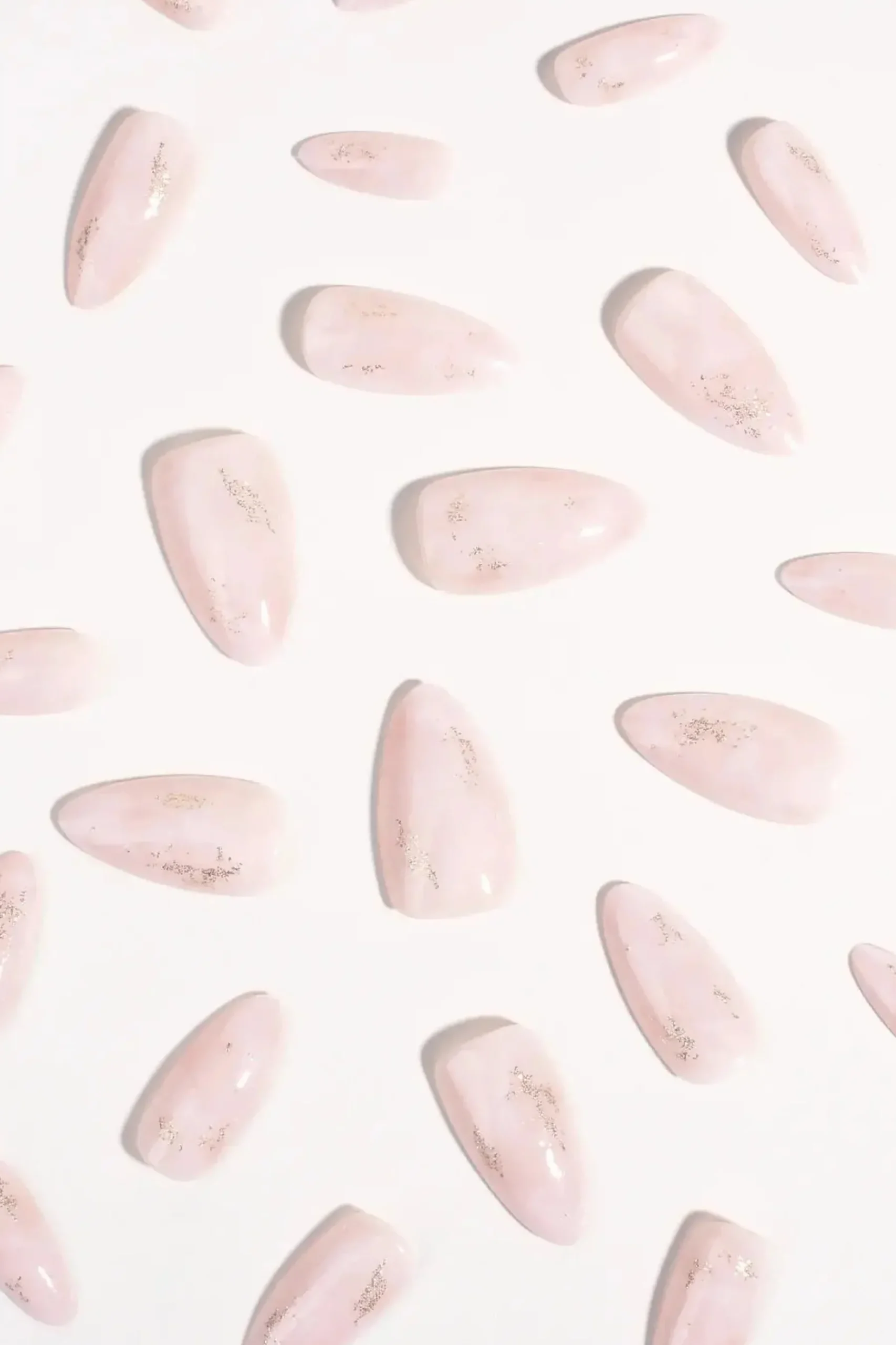 Online Press-On Nails Hushed Shimmer Künstliche Nägel