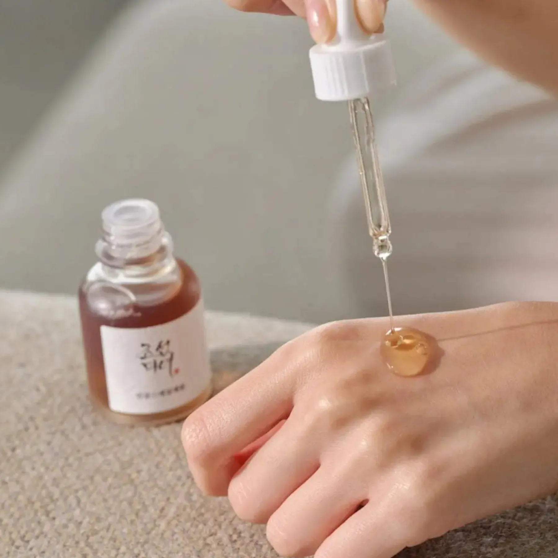 Sale Revive Serum Ginseng + Snail Mucin 60 ml. Hauptzutat|Feuchtigkeitsspendendes Serum