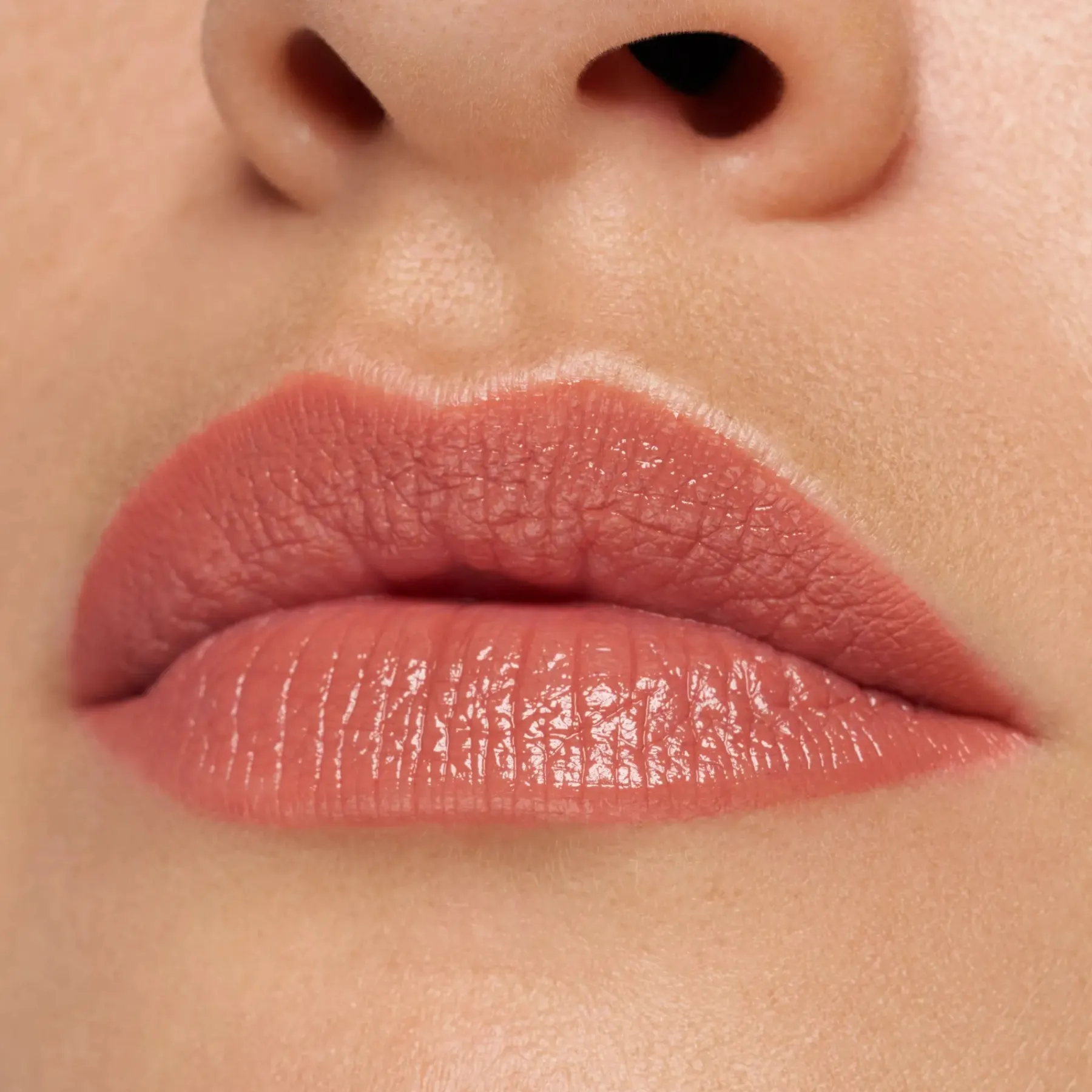New Satin Glow Luminous Shine Lipstick 01 Whole Latte Love Lippenstift|Veganer Lippenstifte