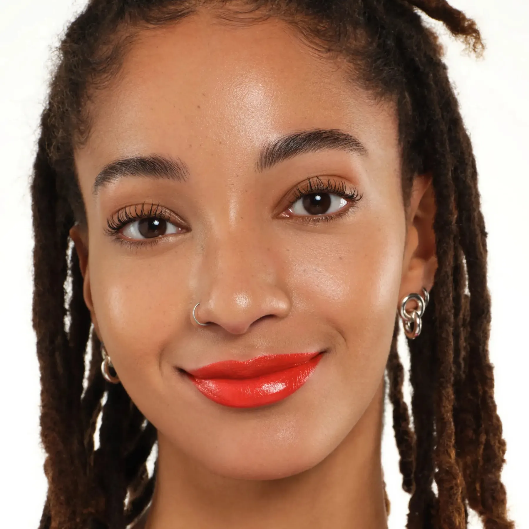 Sale Satin Glow Luminous Shine Lipstick 07 Coral It A Day Lippenstift