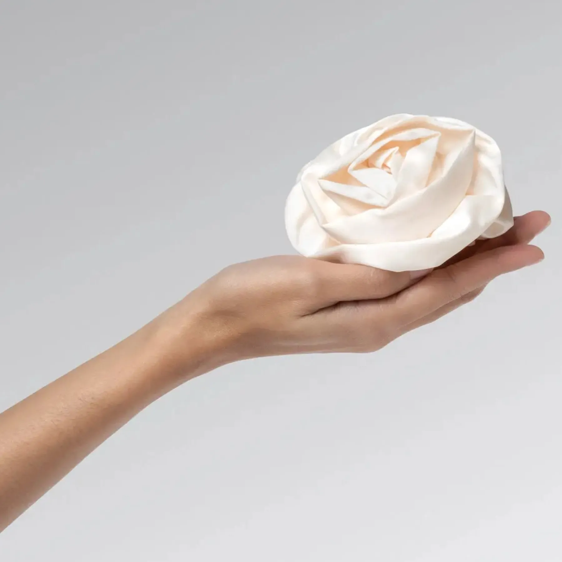 Discount Satin Rosette Flat Cloud Clip Cream Haarspangen & -Clips