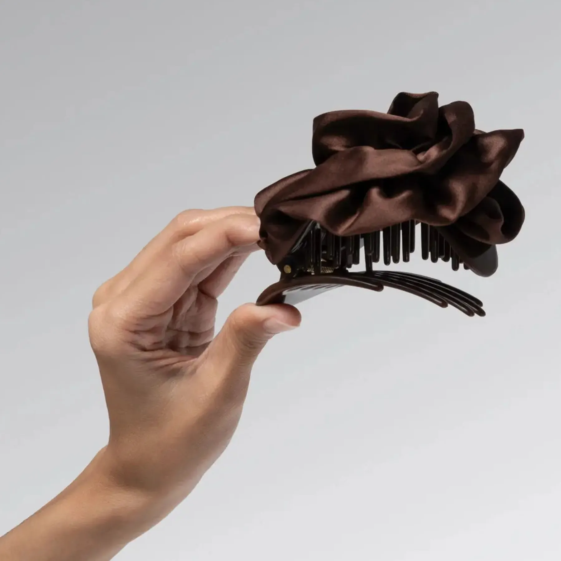 Best Satin Rosette Flat Cloud Clip Chocolate Haarspangen & -Clips