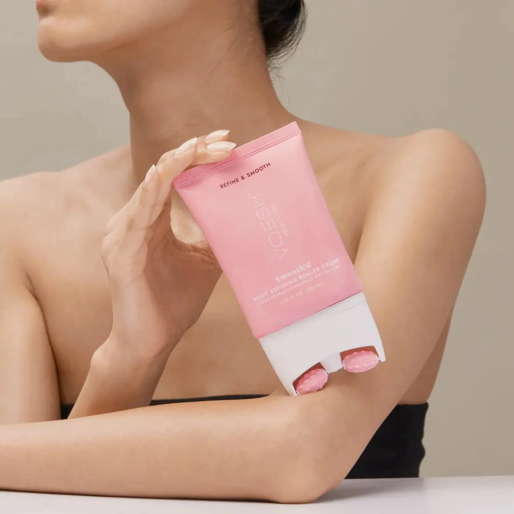 Hot Smooth'd Body Refining Roller Cream Everything Shower|Hauptzutat