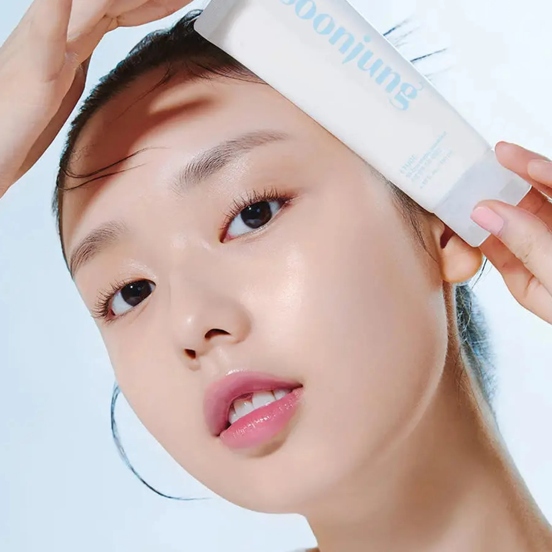 Outlet Soon Jung 10-Free Moist Emulsion Clean Beauty|Feuchtigkeitscremes