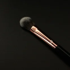 New UP19 Concealer & Brightening Brush Concealer|Tön Mehr