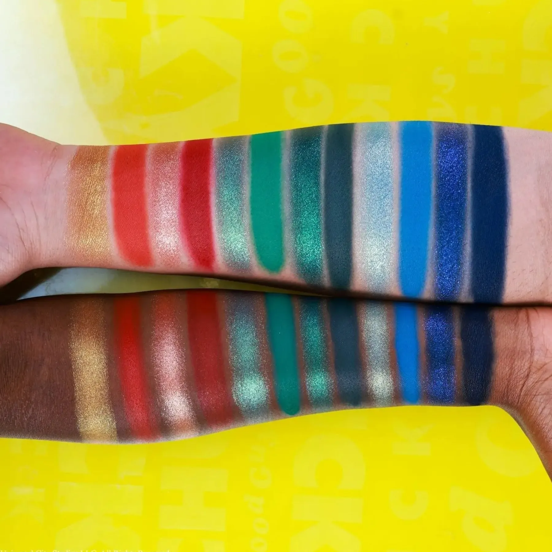 Outlet x Chucky Good Guys Palette Lidschatten|Vegane Lidschatten